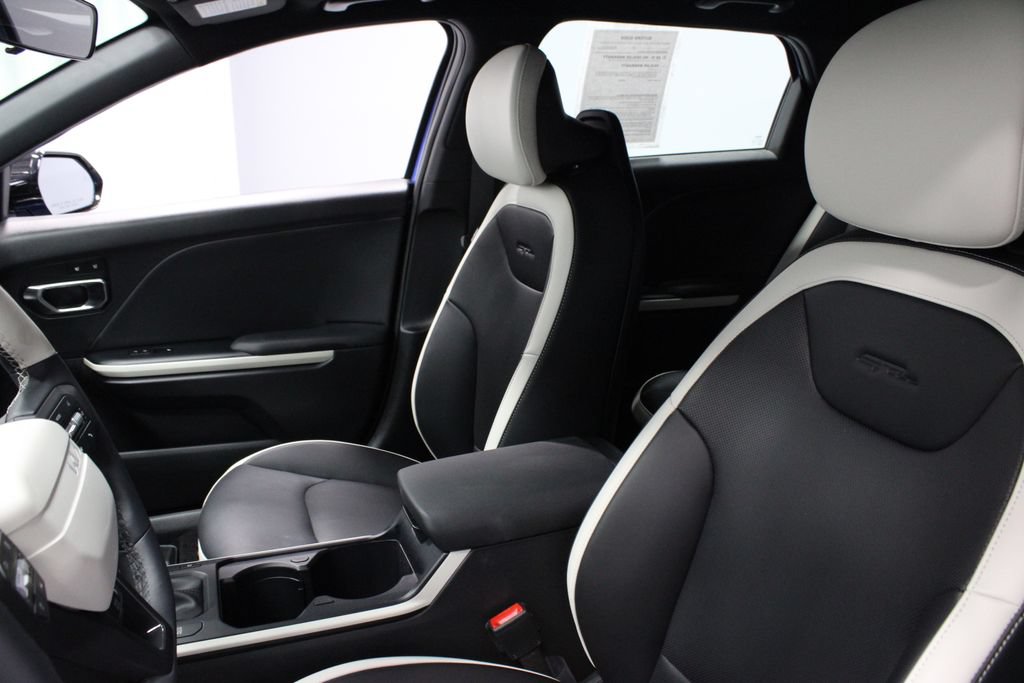 Used 2026 Kia K4 GT-Line w/ GT-Line Premium Package FWD image 28