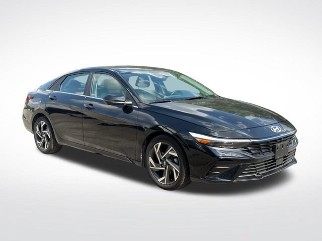Used 2024 Hyundai Elantra Limited FWD image 9