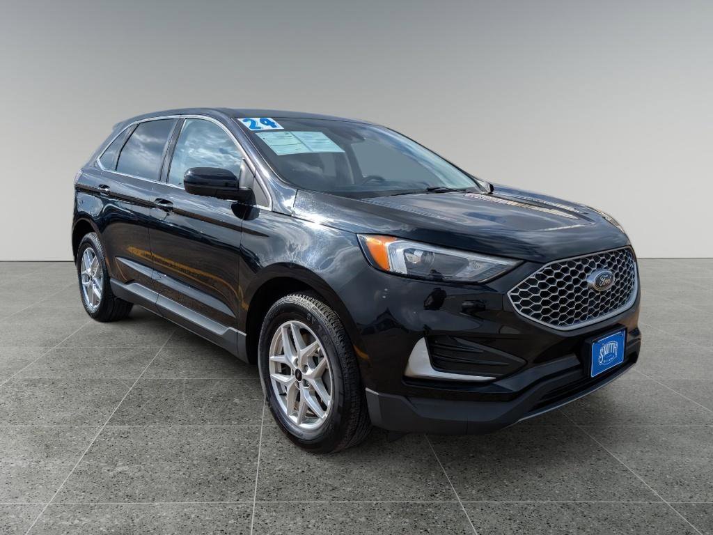 Used 2024 Ford Edge SEL