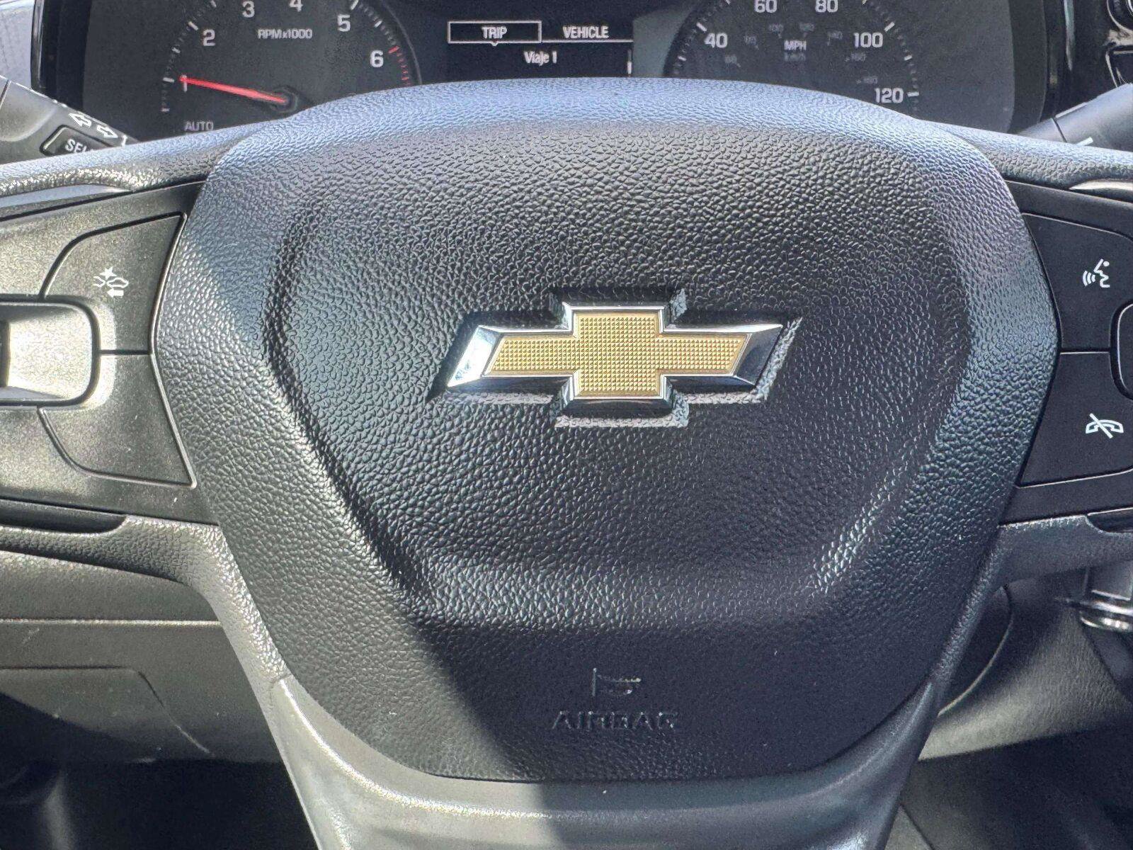Used 2025 Chevrolet Trax LS w/ Driver Confidence Package FWD image 26