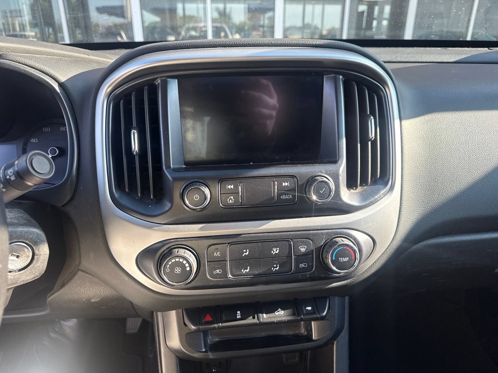 Used 2019 Chevrolet Colorado LT RWD image 14