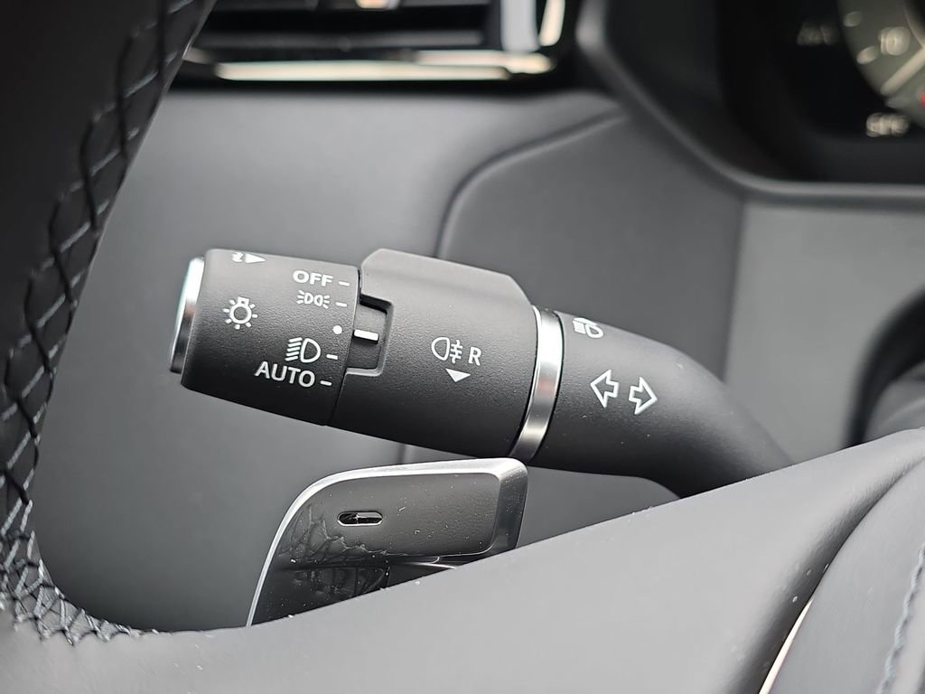 New 2026 Land Rover Range Rover Velar S image 27