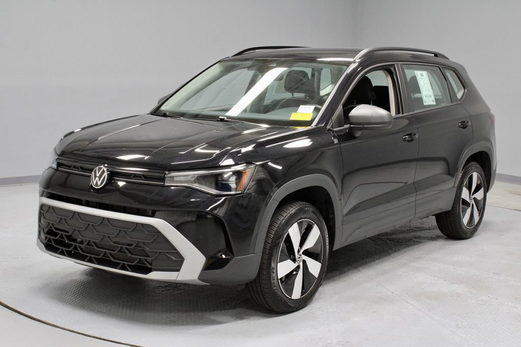 Used 2025 Volkswagen Taos S AWD/4WD image 8
