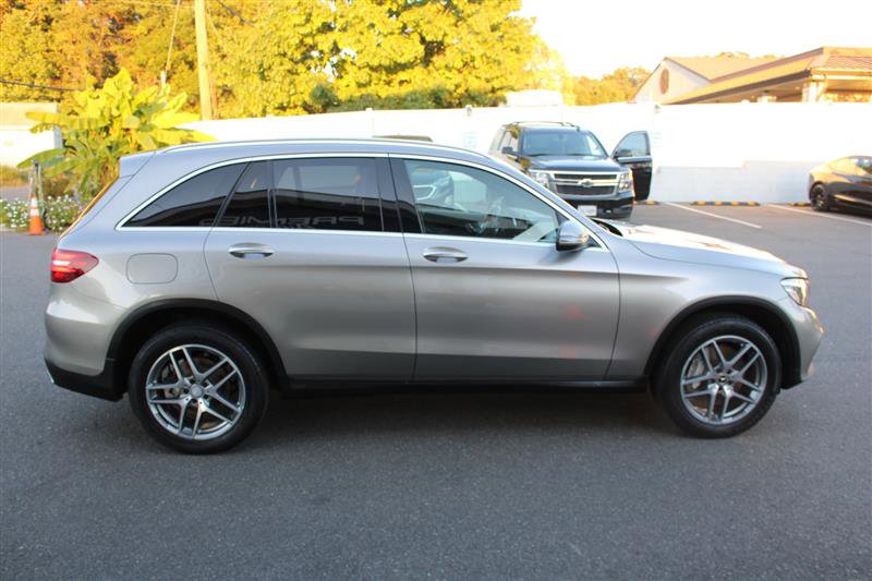 Used 2019 Mercedes-Benz GLC 300 GLC 300 image 9