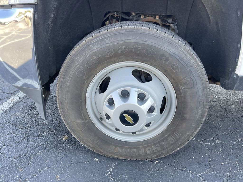 Used 2018 Chevrolet Silverado 3500 W/T w/ WT Convenience Package image 2