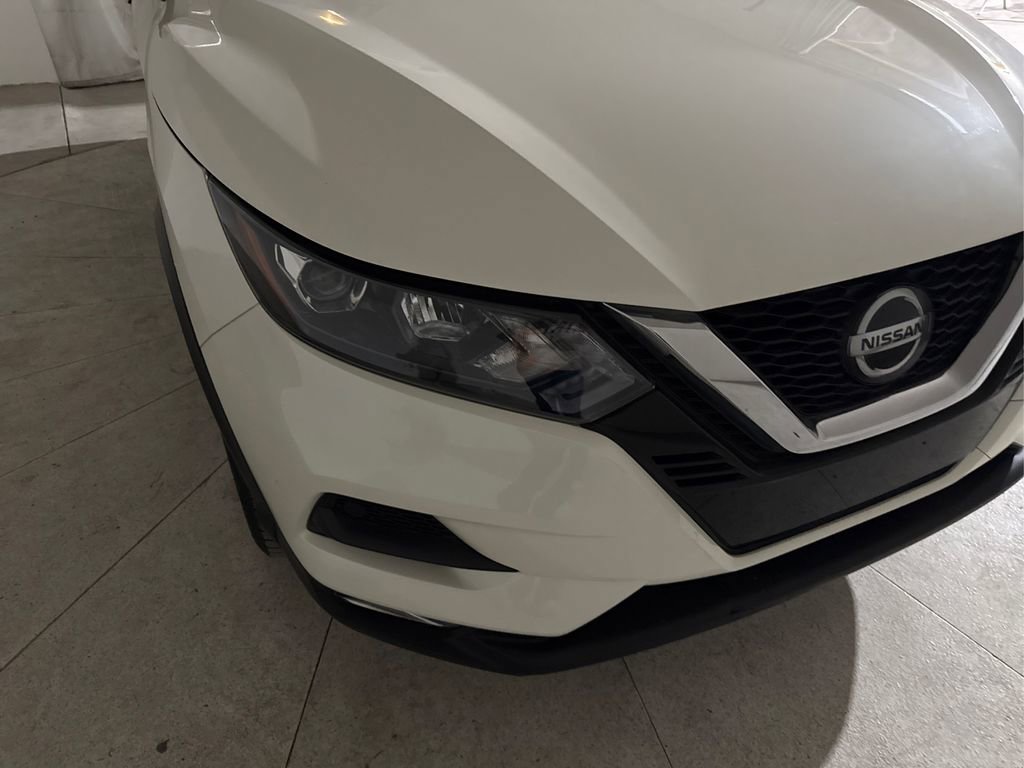 Used 2021 Nissan Rogue Sport SV FWD image 35