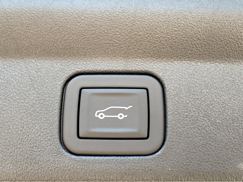 New 2026 Cadillac Escalade IQ Luxury 1 image 27