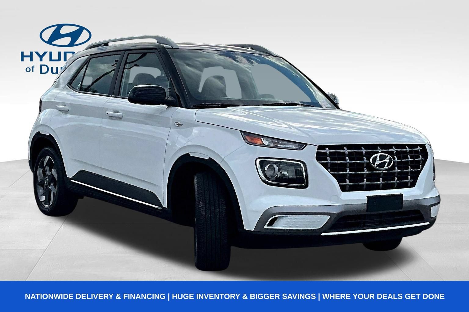 Used 2026 Hyundai Venue SEL FWD image 4