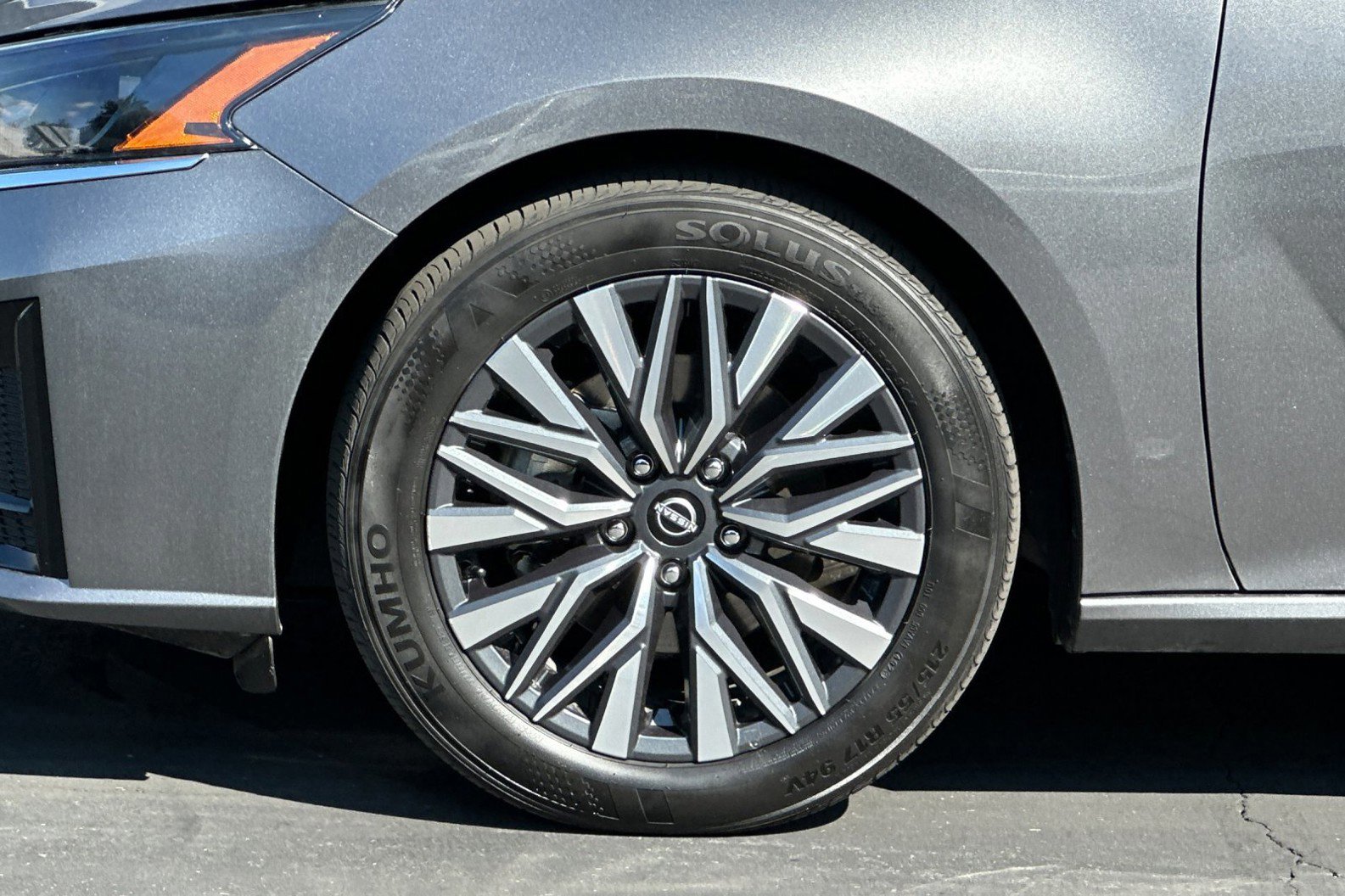 Used 2024 Nissan Altima 2.5 SV image 24