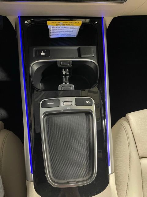 Used 2025 Mercedes-Benz GLB 250 4MATIC image 18