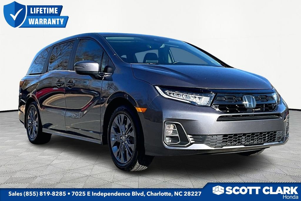 Used 2025 Honda Odyssey Touring image 1
