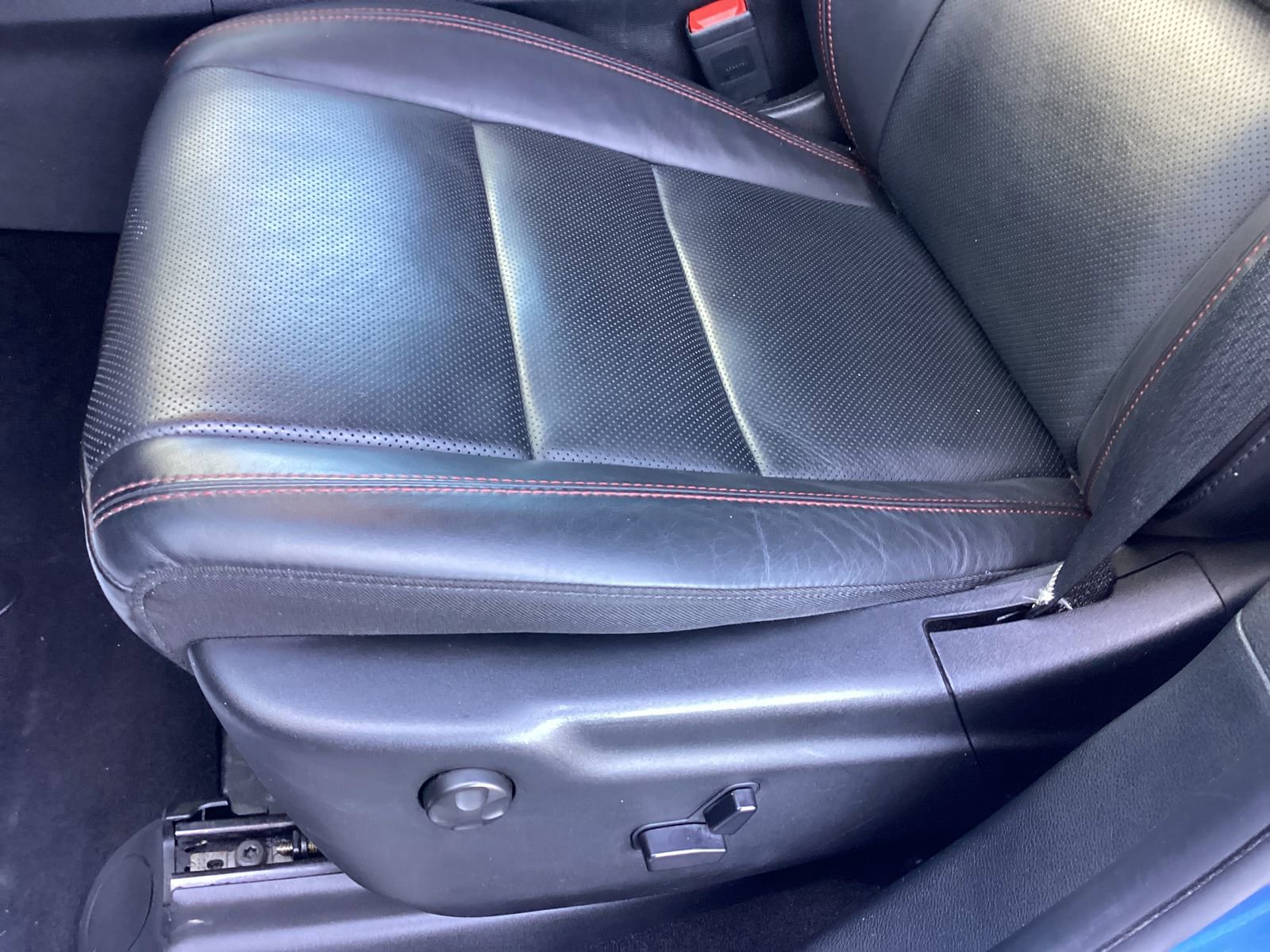 Used 2025 Dodge Durango GT AWD/4WD image 9