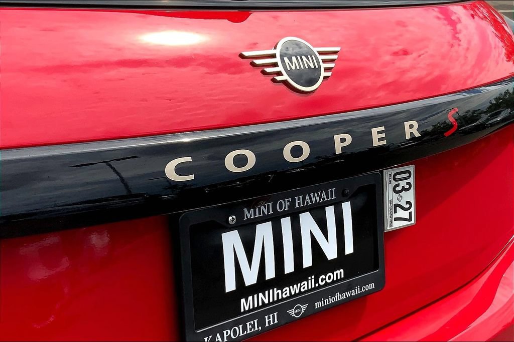 Certified 2025 MINI Cooper S FWD image 9