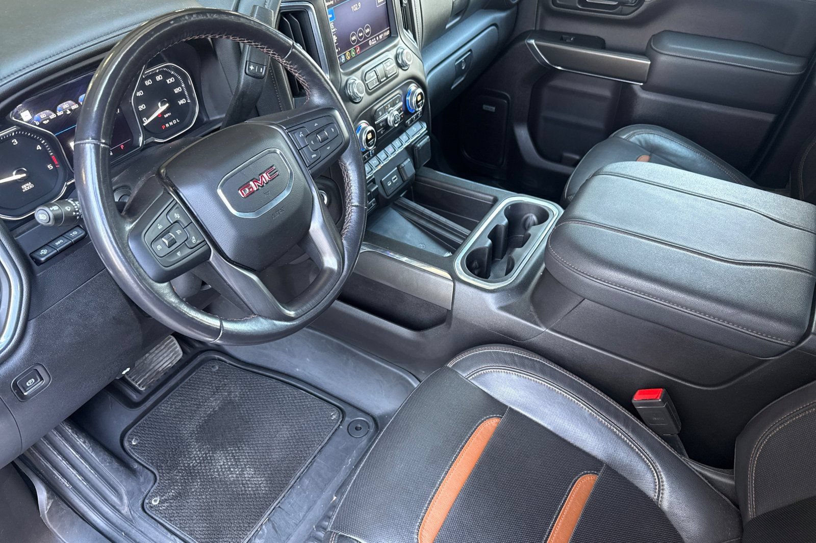 Used 2023 GMC Sierra 2500 AT4 w/ AT4 Preferred Package AWD/4WD image 9