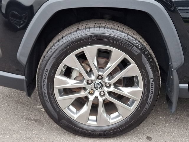 Used 2019 Toyota RAV4 XLE Premium w/ All Weather Liner Package AWD/4WD image 28
