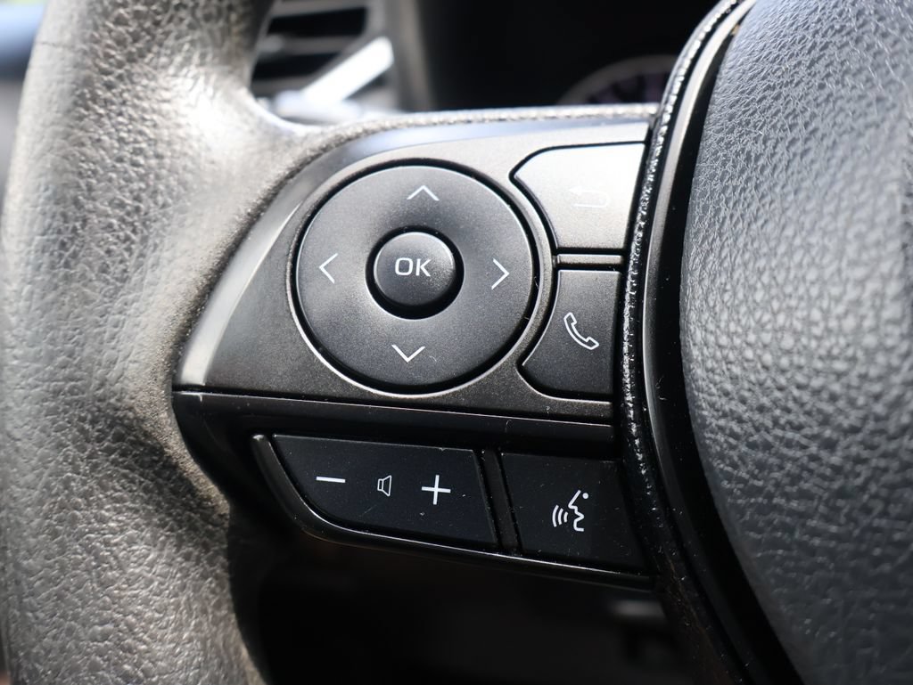Used 2020 Toyota RAV4 LE w/ All Weather Liner Package AWD/4WD image 13