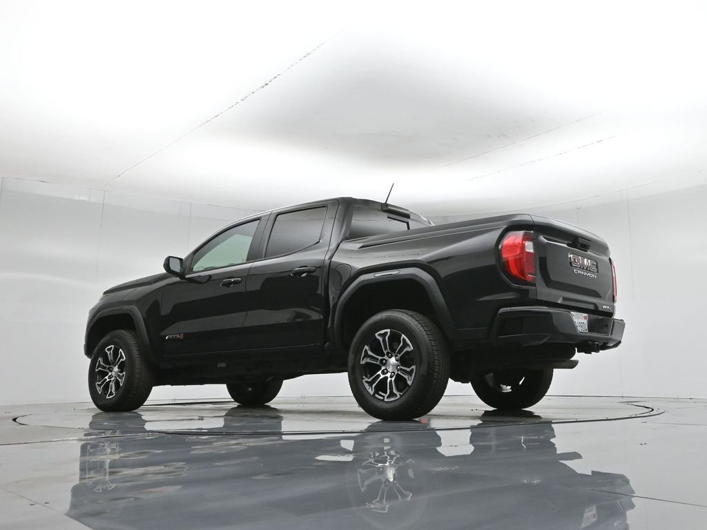 Used 2023 GMC Canyon AT4 image 3