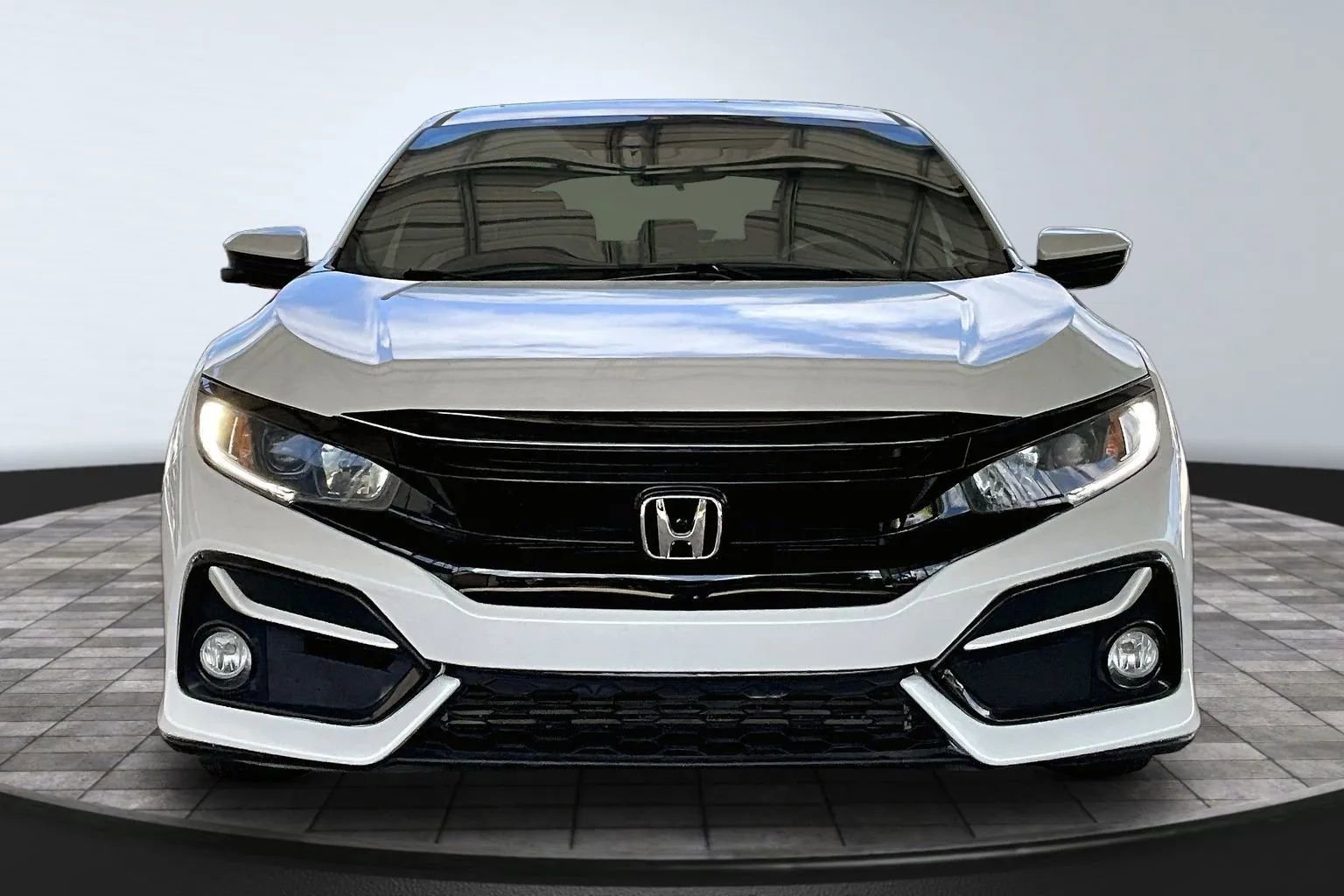 Used 2021 Honda Civic EX image 2