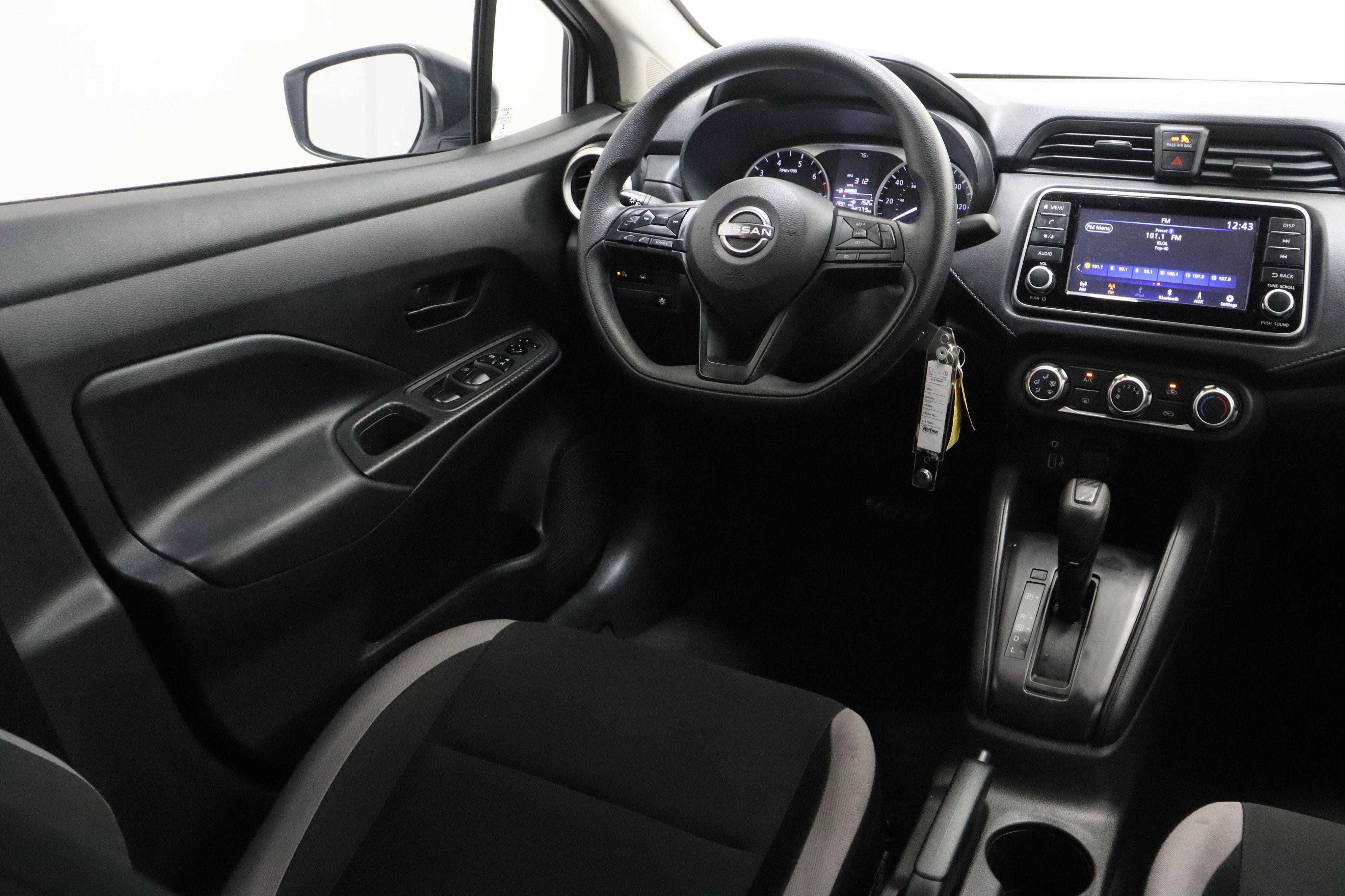Used 2025 Nissan Versa S w/ Trunk Package FWD image 27