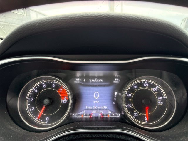 Used 2019 Jeep Cherokee Limited AWD/4WD image 10
