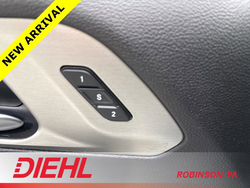 Used 2023 Chrysler Pacifica Limited w/ S Appearance Package image 25