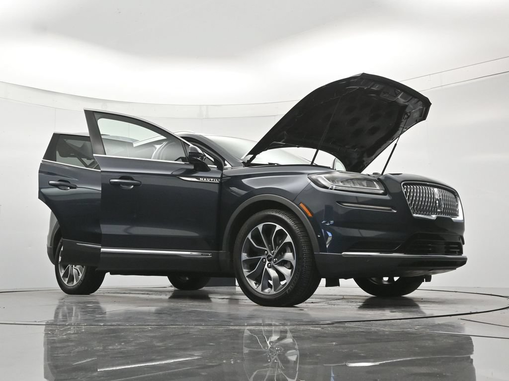 Used 2021 Lincoln Nautilus Reserve w/ Equipment Group 201A FWD image 51