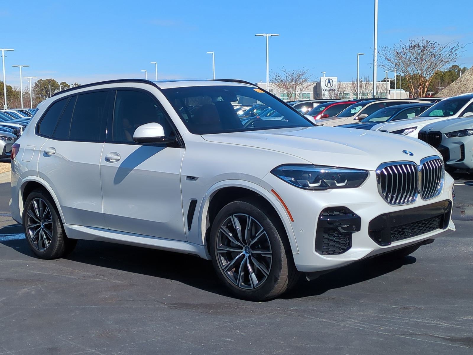 Used 2023 BMW X5 xDrive45e w/ M Sport Package image 2