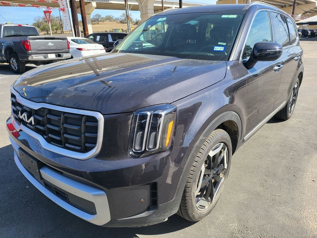 Used 2025 Kia Telluride S