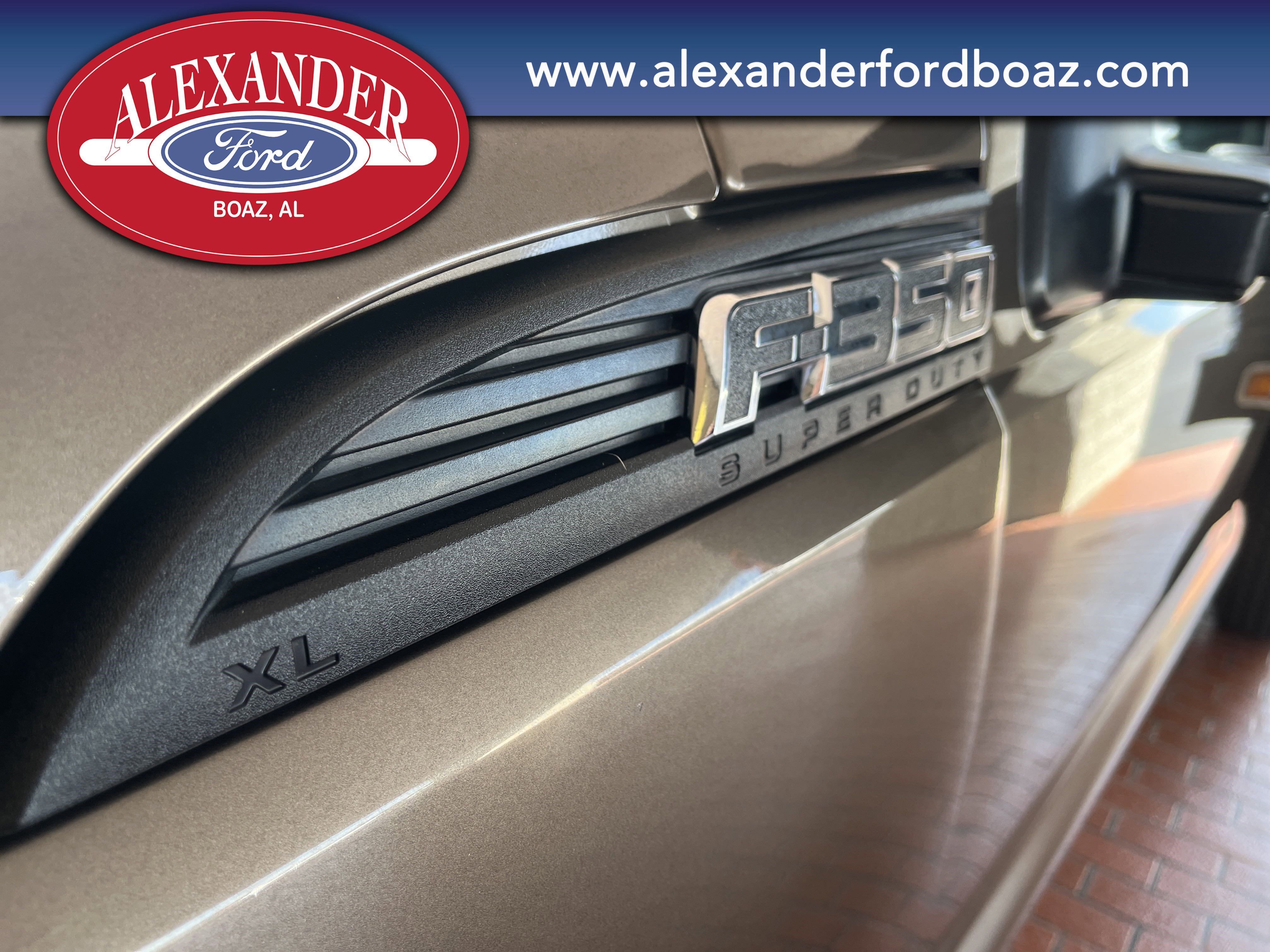 Used 2016 Ford F350 XL w/ Power Equipment Group image 9