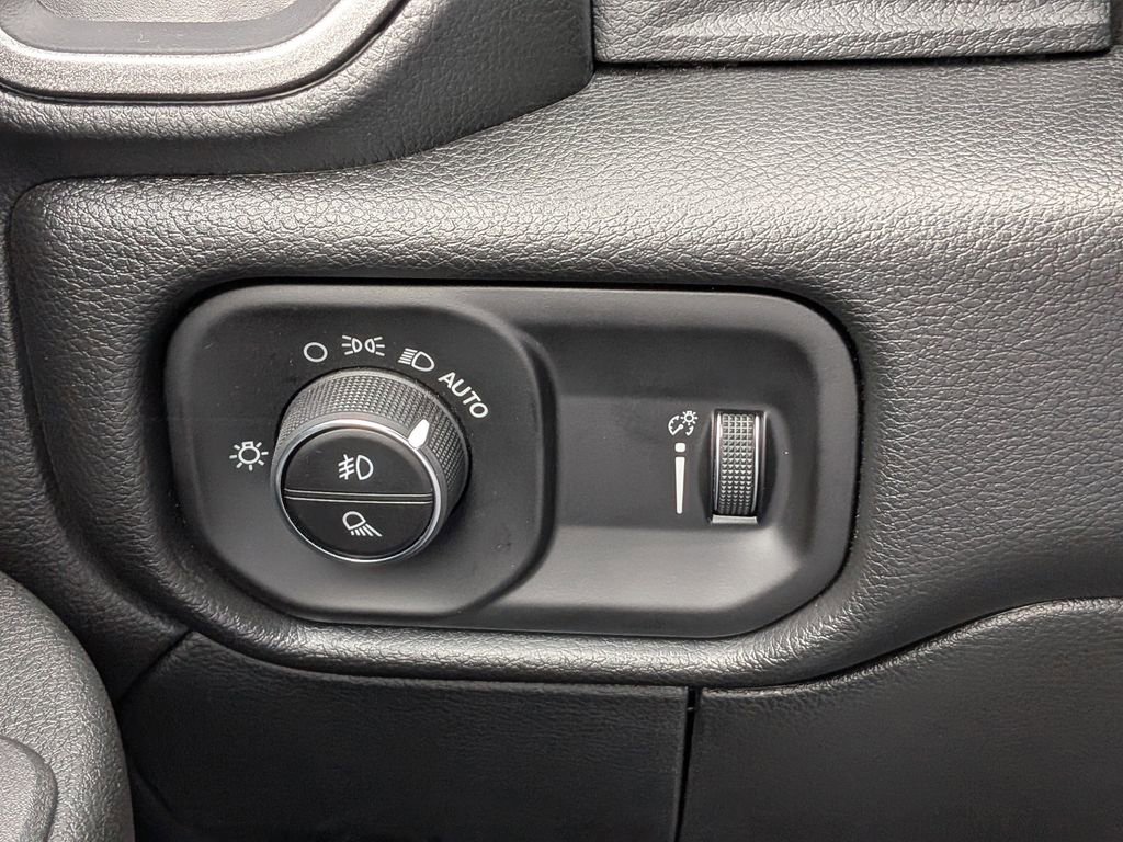 New 2026 RAM 2500 Tradesman image 25