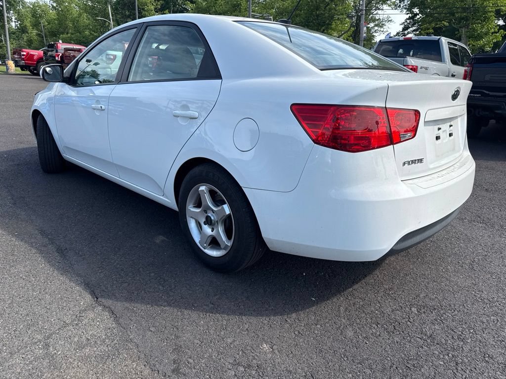 Used 2013 Kia Forte LX FWD image 5