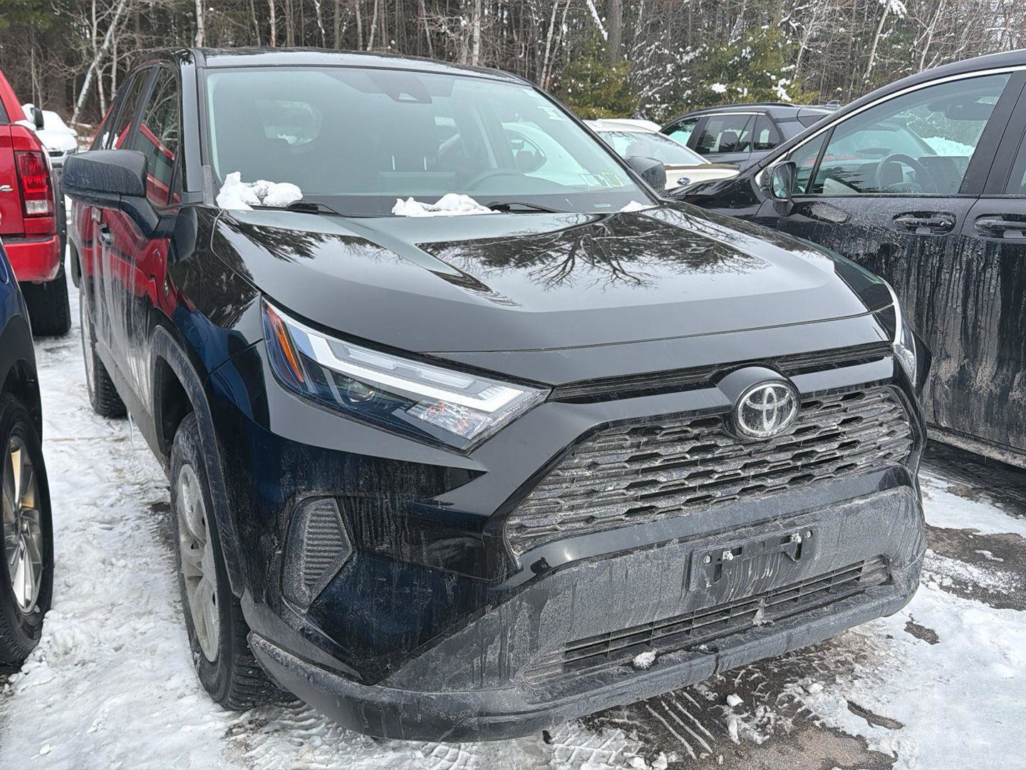 Used 2023 Toyota RAV4 LE image 3