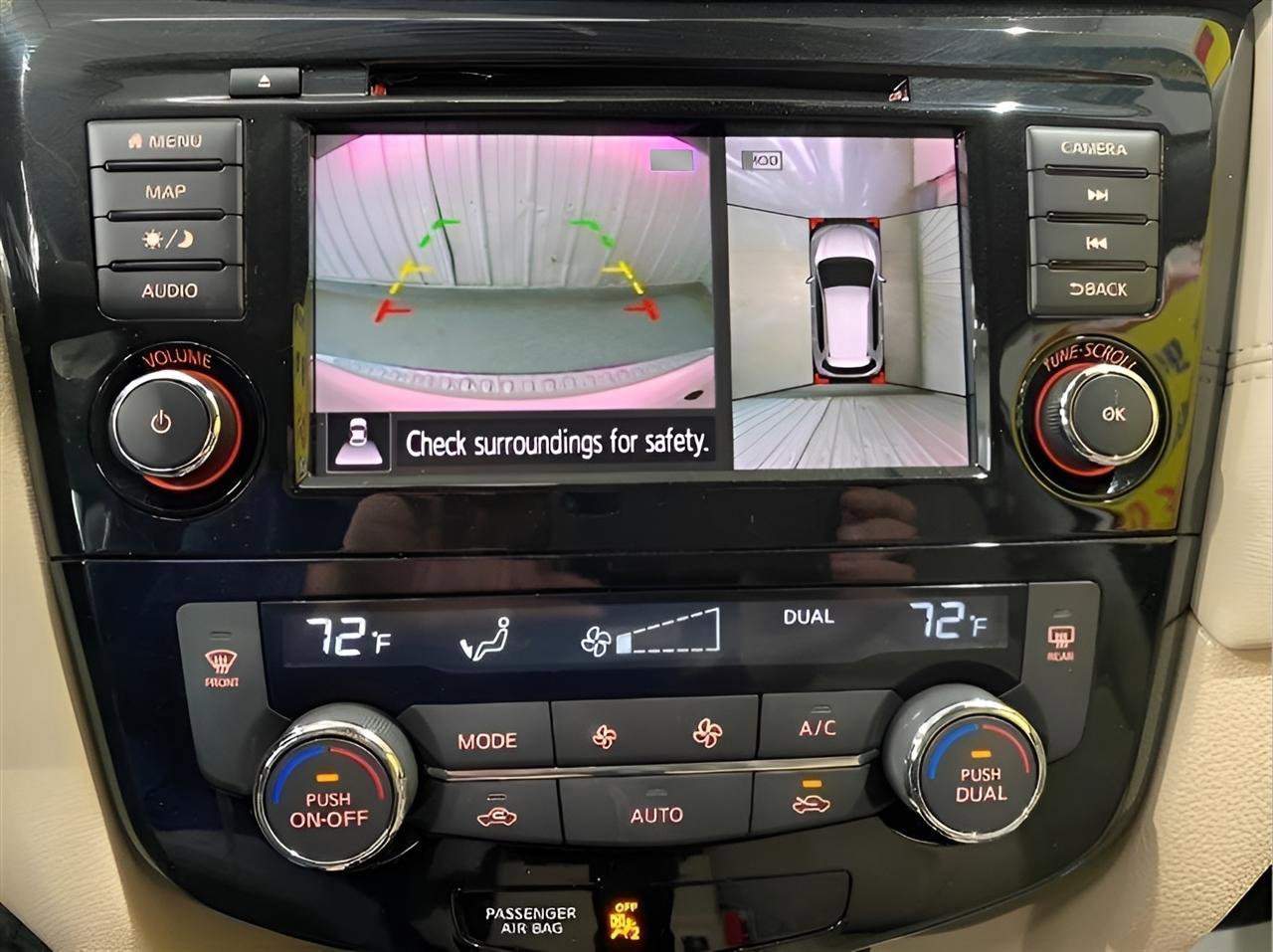Used 2018 Nissan Rogue SL image 12
