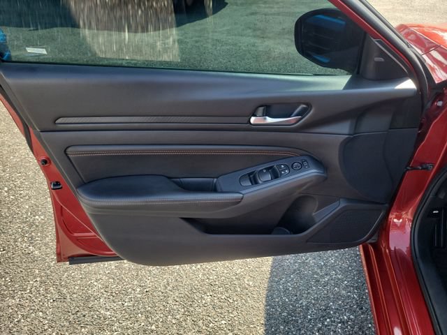 Used 2019 Nissan Altima 2.5 SR w/ SR Premium Package FWD image 22