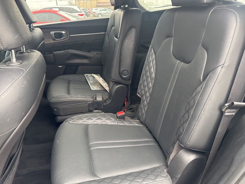 Used 2022 Kia Sorento SX Prestige image 24