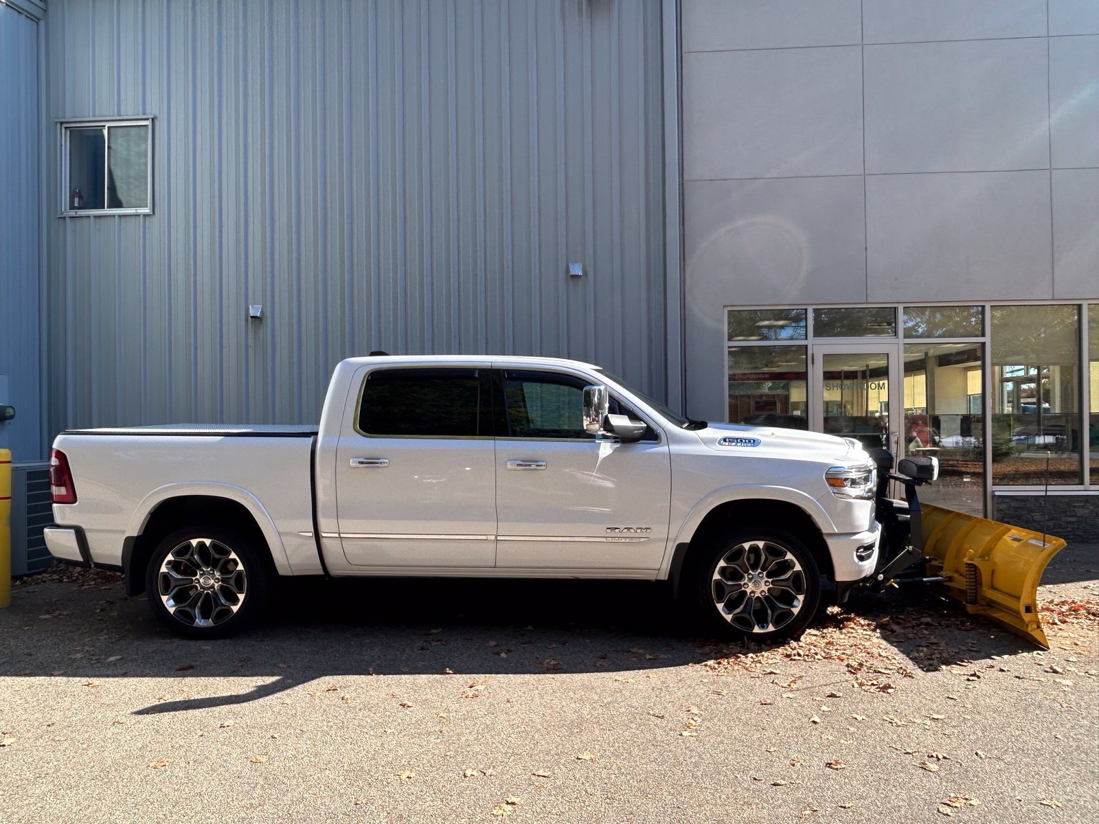 Used 2021 RAM 1500 Limited AWD/4WD image 4