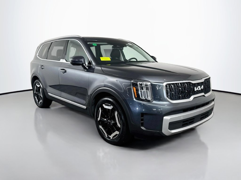 Used 2023 Kia Telluride EX w/ EX Captain's Chair Package FWD image 10