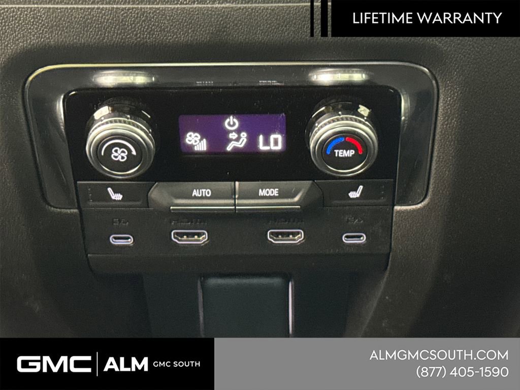 New 2026 GMC Yukon XL Denali w/ Denali Reserve Package image 25