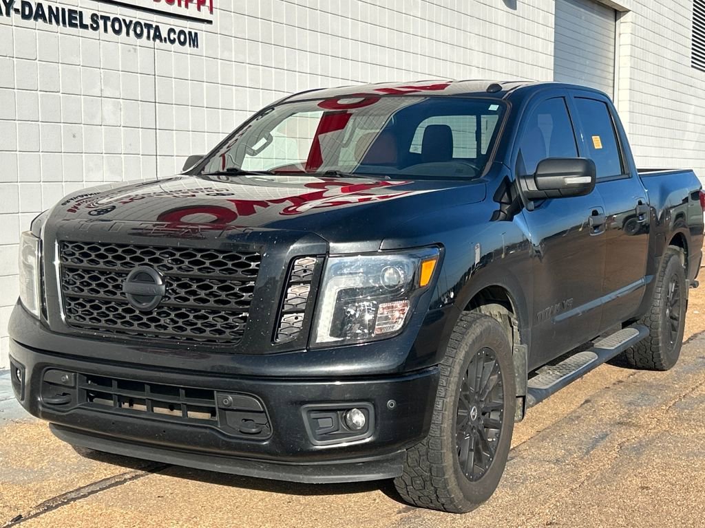 Used 2019 Nissan Titan SV w/ SV Convenience Package