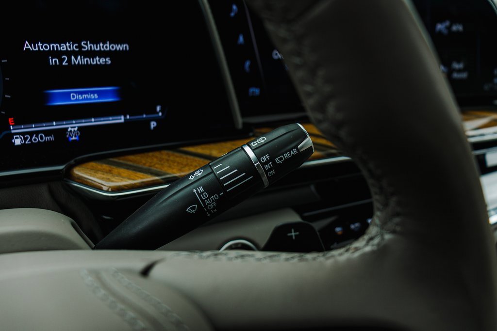 Used 2023 Cadillac Escalade ESV Premium Luxury Platinum w/ LPO, Radiant Package image 19