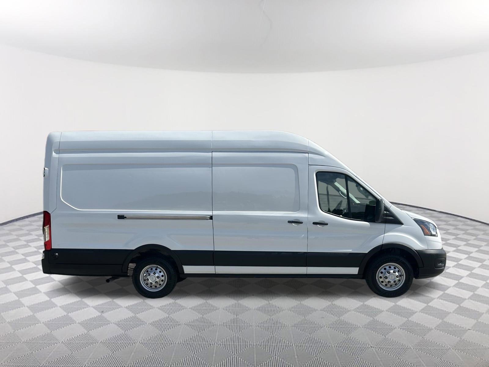 Used 2024 Ford Transit 350 148 High Roof Extended AWD image 6