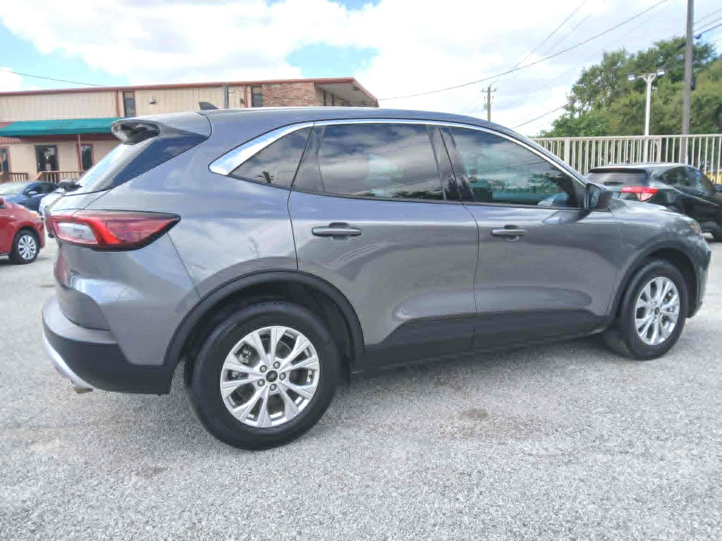 Used 2024 Ford Escape Active FWD image 5