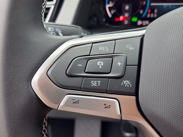 New 2026 Volkswagen Atlas Cross Sport SE FWD image 25