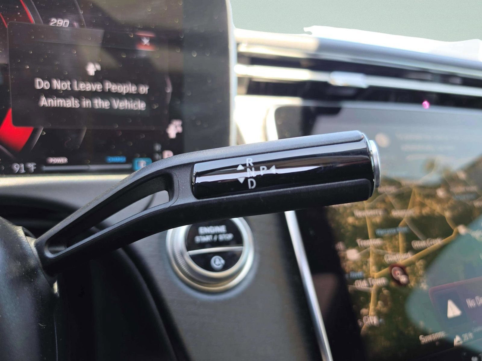 Used 2025 Mercedes-Benz E 350 4MATIC Sedan image 27