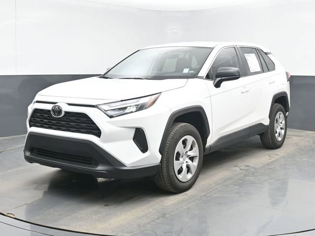 Used 2025 Toyota RAV4 LE FWD image 10