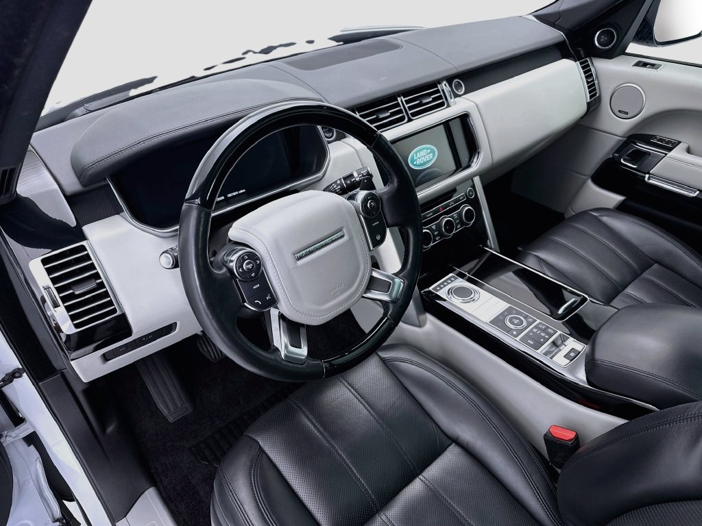 Used 2016 Land Rover Range Rover HSE AWD/4WD image 9
