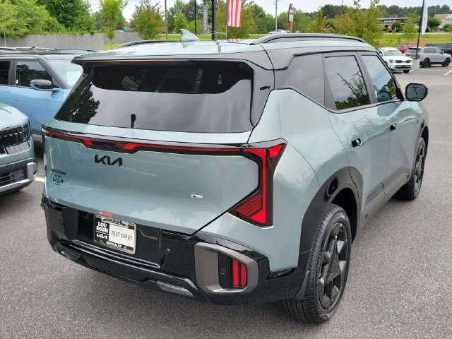 New 2027 Kia Seltos X-Line S w/ X-Line S Premium Package AWD/4WD image 4