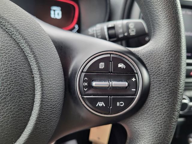 Used 2023 Kia Soul LX w/ LX Technology Package image 19