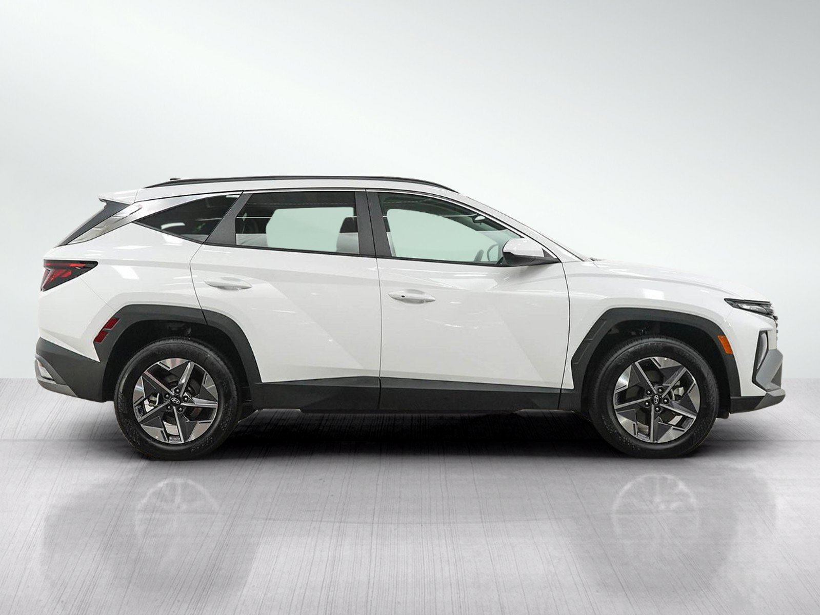Used 2026 Hyundai Tucson SEL Plus AWD/4WD image 6