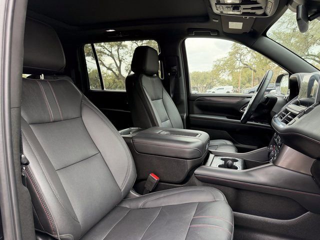 Used 2023 Chevrolet Suburban RST w/ Sport Performance Package image 15